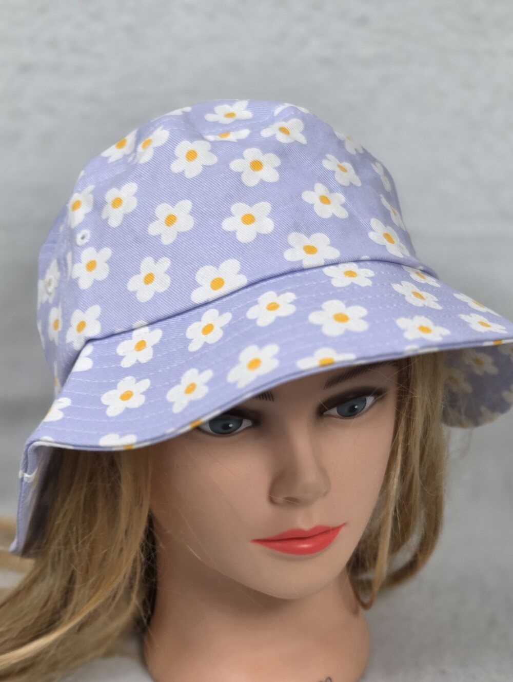 Ulta Beauty Bucket Hat Daisy Print Lavender